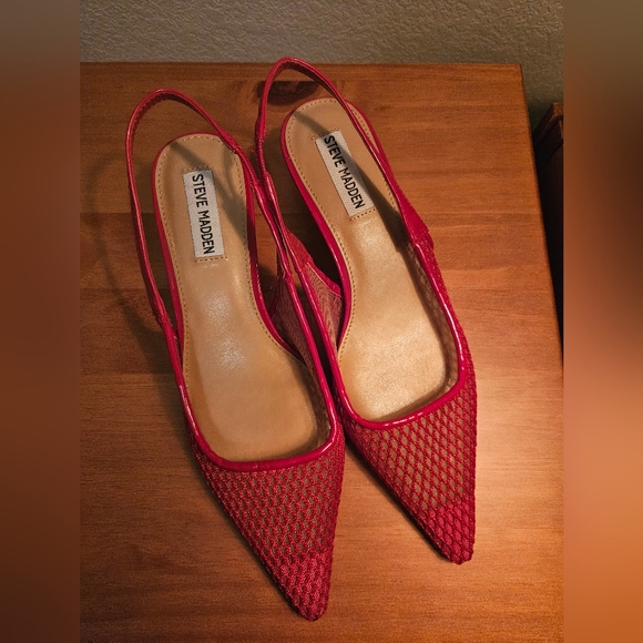 Steve Madden Vibrant Red Mesh Slingback Heels - Picture 7 of 8